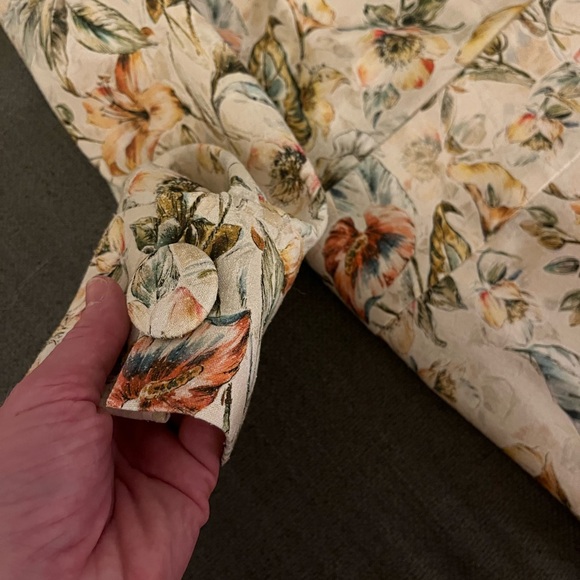 Vintage; hand made; one of a kind floral midi dress. Size 2 - Picture 9 of 14